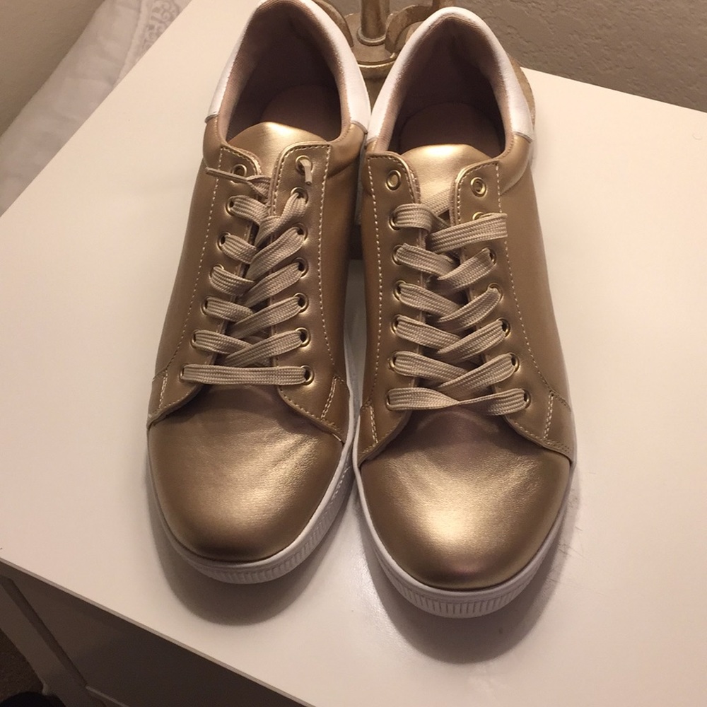 Shoes!! - Picture 3 of 5